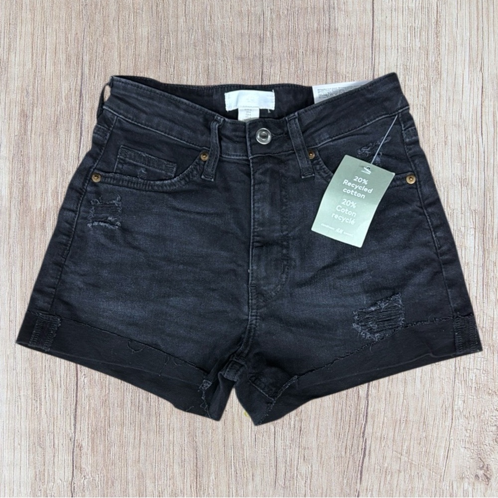 NWT H&M Regular Waist Black Cut Off Roll Ups Raw Hem Ragged Shortie Shorts US 4